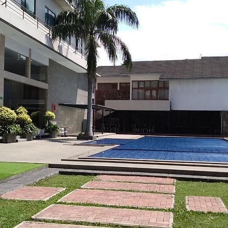 Novena Hotel Bandung Lembang Esterno foto